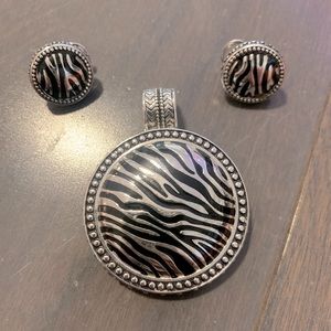 SOLD SOLD SOLD. Premier Designs safari collection